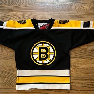 Black and Yellow Bruins pro player Hockey Jersey